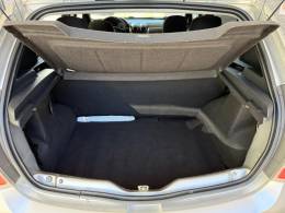 RENAULT - SANDERO - 2013/2014 - Prata - R$ 36.500,00