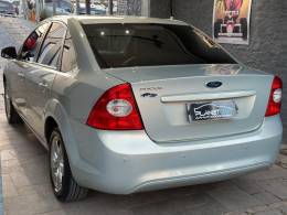 FORD - FOCUS - 2010/2011 - Prata - R$ 39.900,00