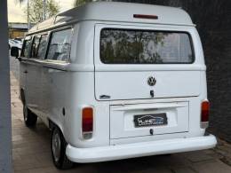 VOLKSWAGEN - KOMBI - 2013/2014 - Branca - R$ 55.000,00