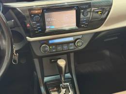 TOYOTA - COROLLA - 2014/2015 - Preta - R$ 85.900,00