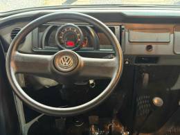 VOLKSWAGEN - KOMBI - 2013/2014 - Branca - R$ 55.000,00