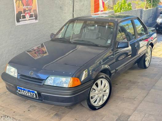CHEVROLET - MONZA - 1991/1992 - Azul - R$ 34.900,00