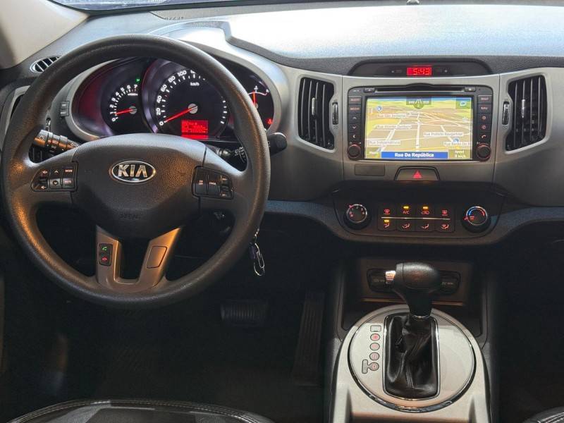 KIA MOTORS - SPORTAGE - 2015/2015 - Preta - R$ 78.000,00