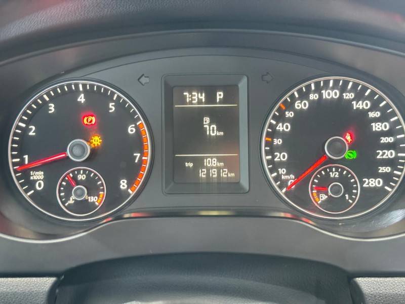 VOLKSWAGEN - JETTA - 2011/2012 - Prata - R$ 59.900,00