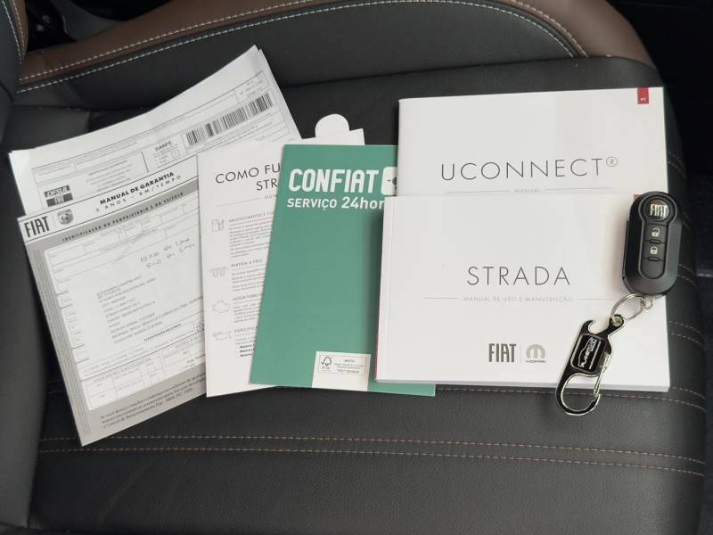 FIAT - STRADA - 2024/2025 - Cinza - R$ 129.900,00