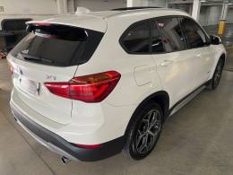 BMW - X1 - 2017/2018 - Branca - R$ 137.000,00