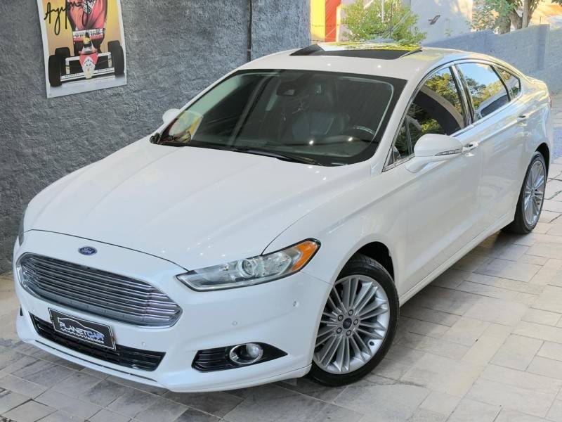 FORD - FUSION - 2013/2013 - Branca - R$ 72.000,00