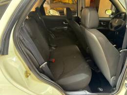 FIAT - PALIO - 2005/2006 - Branca - R$ 24.000,00