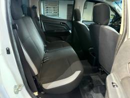 CHEVROLET - S10 - 2016/2017 - Branca - R$ 110.000,00